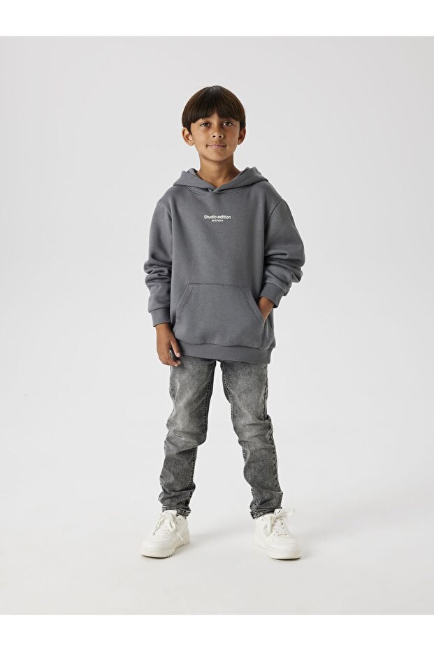 Sweatshirt mit normaler Passform - 5