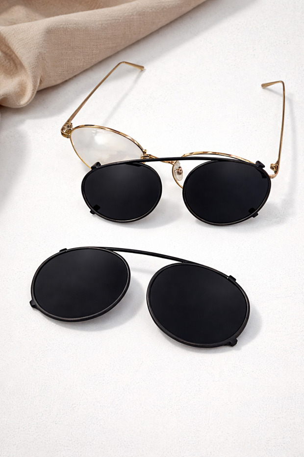 Large round sunglasses clip 5.2x4.7 cm