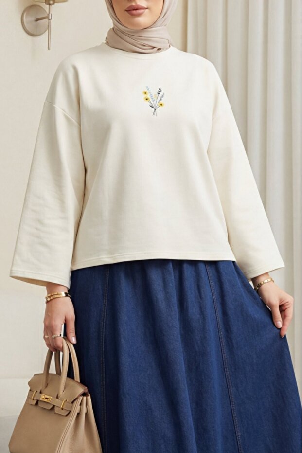 Floral Embroidery Round Neck Loose Combed Cotton Blouse -Ecru