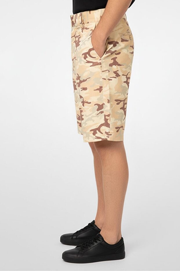 شورت رجالي أساسي مموه، متعدد الألوان - 3