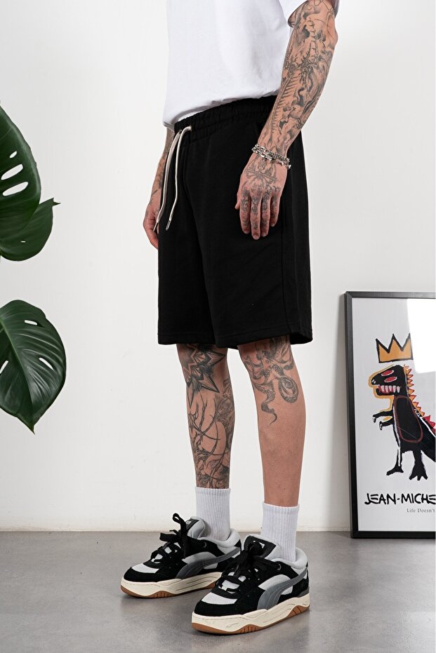 Black Basic Men's Shorts - 3