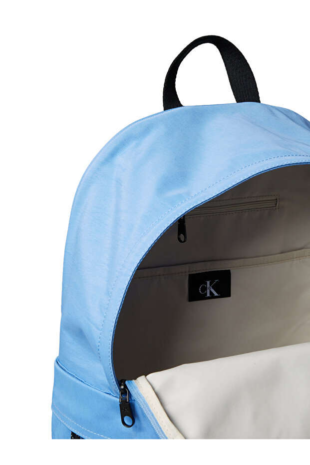 جينز سادة بشعار أحادي اللون - 3