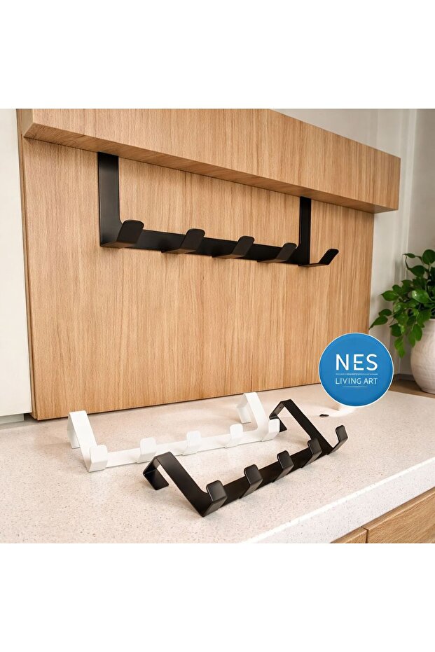 METAL KAPI ARKASI ASKILIK - 1