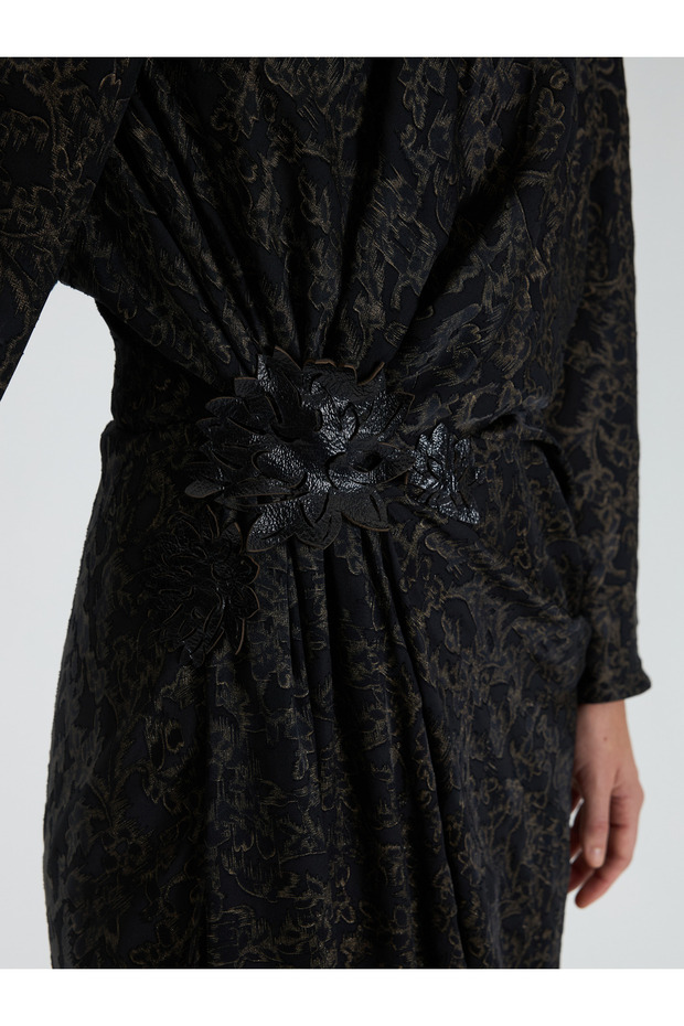 Siyah Desenli Drapeli Elbise - 6