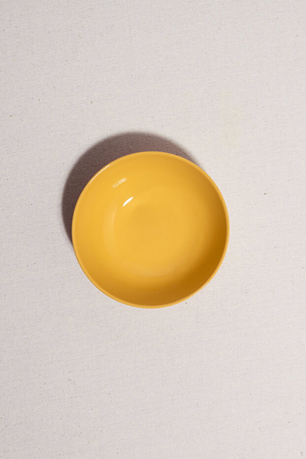 Faroe Ceramic Serving Bowl Yellow