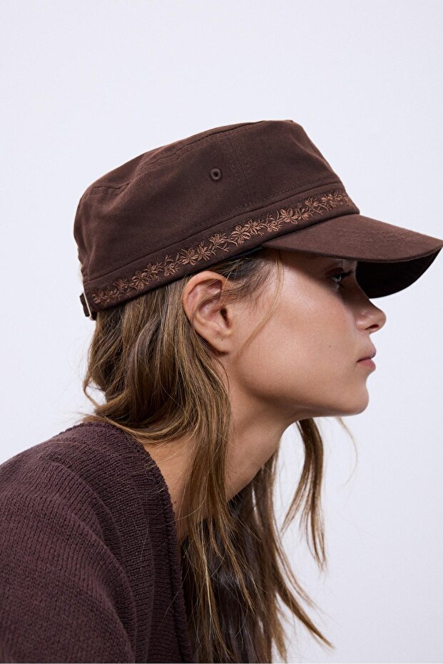 İşlemeli şapka - 2