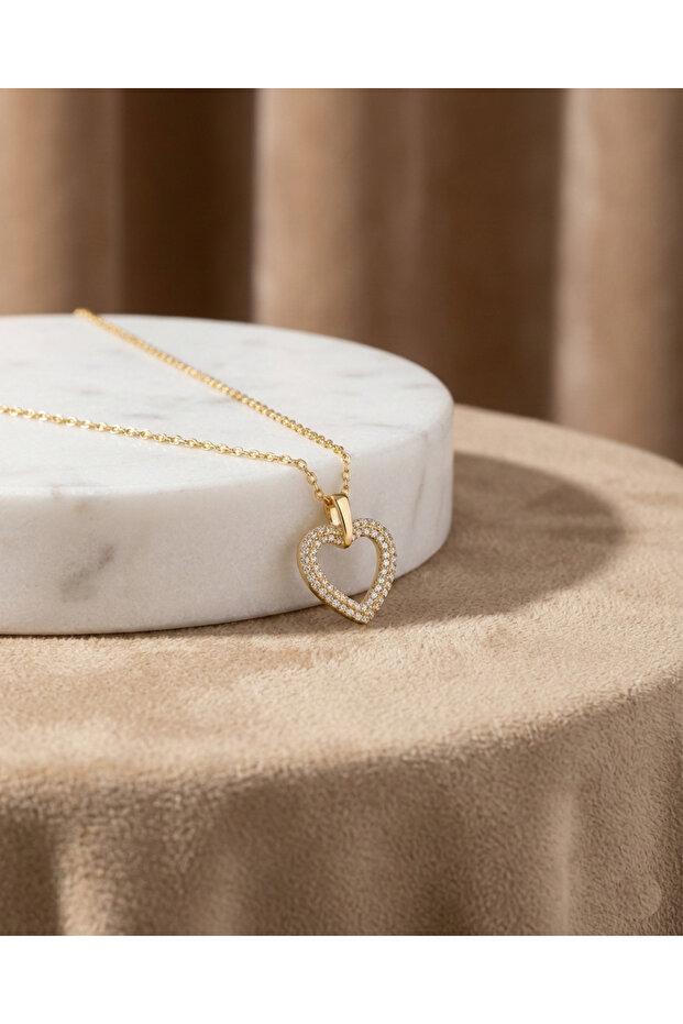 Vintage Elegant Sparkling Heart Necklace