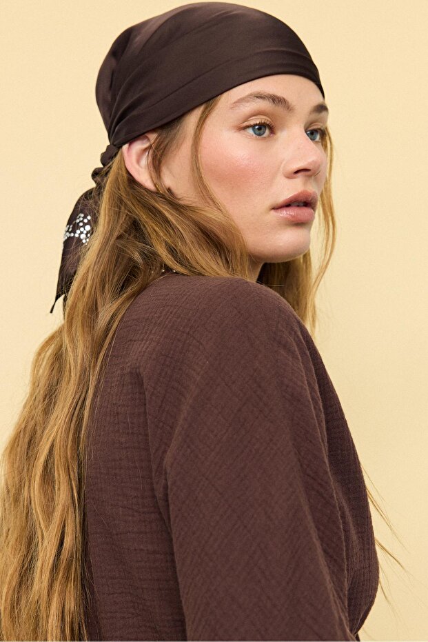 Bit detaylı fular - 4