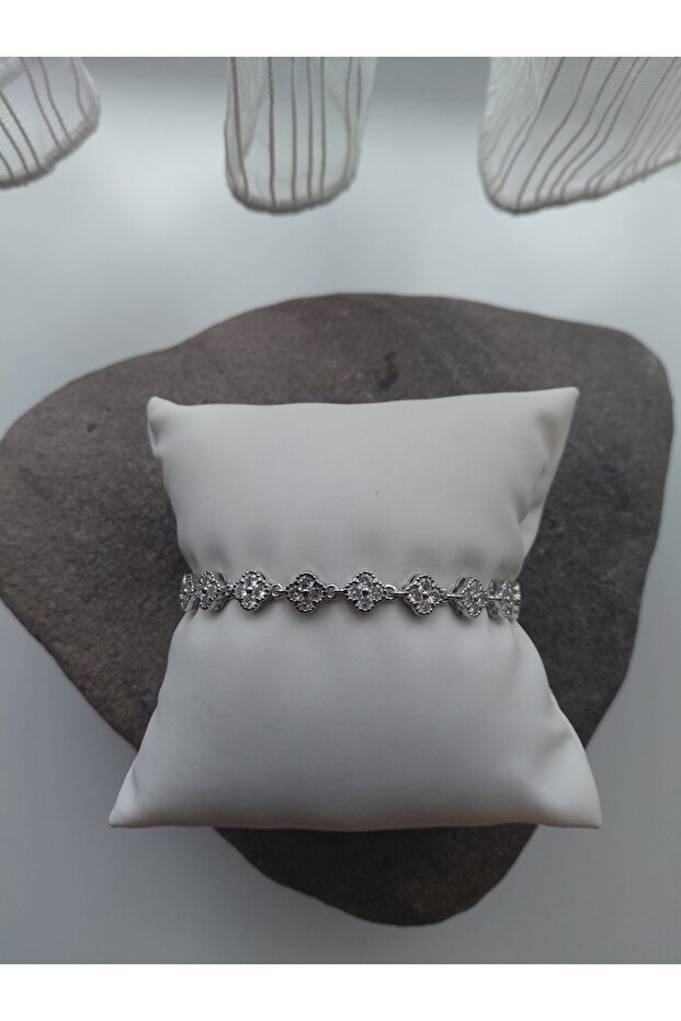 Zircon Stone Clover Waterway Steel Bracelet