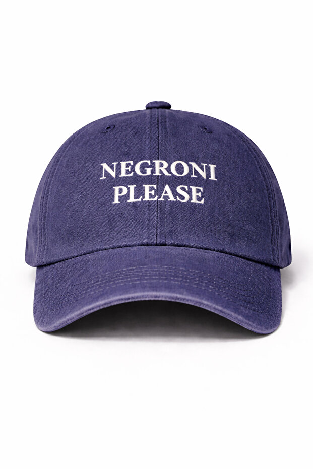 قبعة مطرزة قابلة للغسل بعبارة ''NEGRONI PLEASE'' / قبعة مغسولة مطرزة بعبارة ''NEGRONI PLEASE''