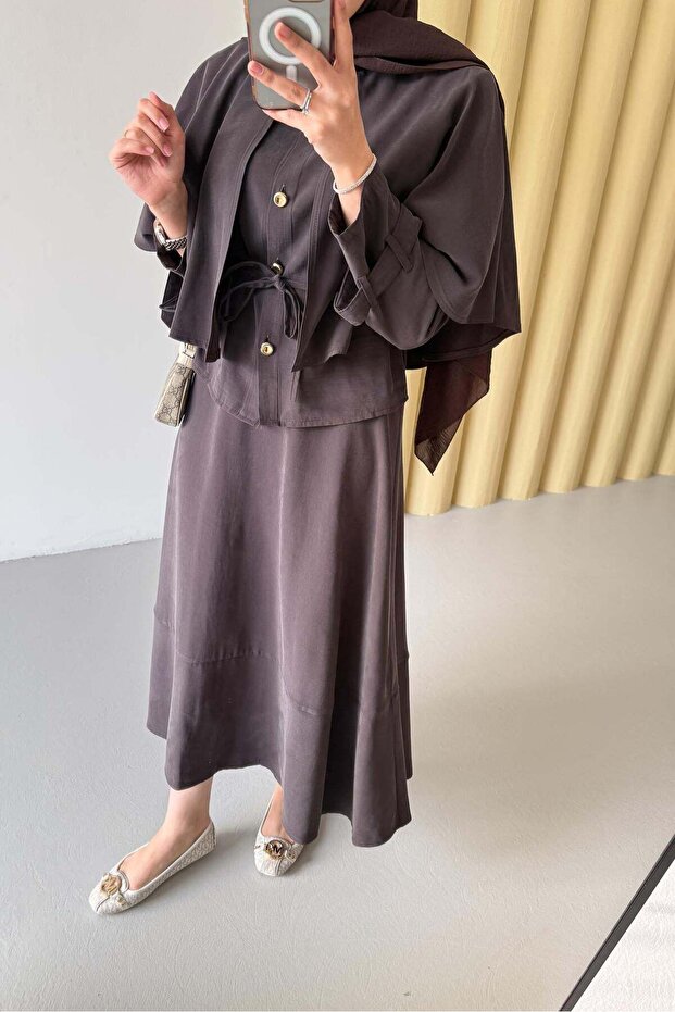 طقم عباءة باللون البني - 2