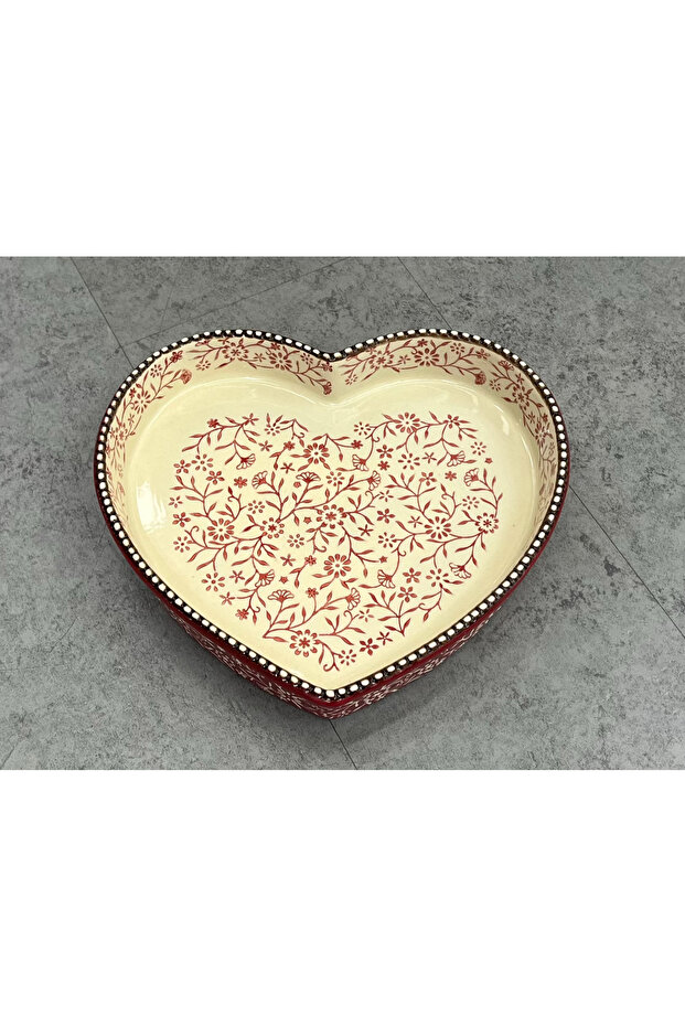 Porcelain Heart Shaped Bakeware, 10 inches