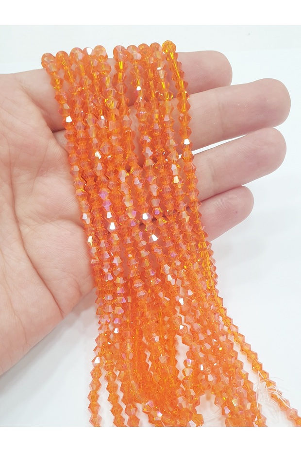 خرز كريستال برتقالي هرمي الشكل 4 مم (10 خيوط)