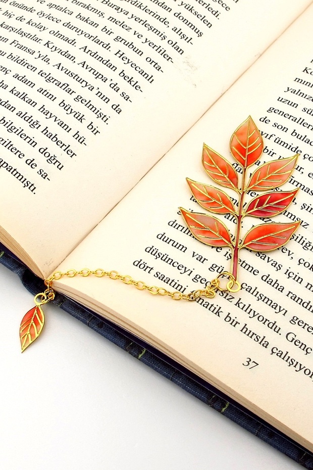 Ash Autumn Tree Leaves Bookmark Metal Bookmark Book Mark with Chain Ay113