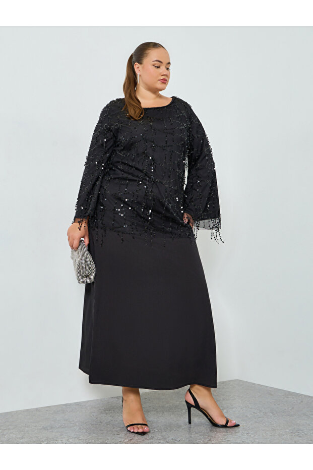 Plus Size Black Sequin Long Sleeves A-Line Maxi Dress