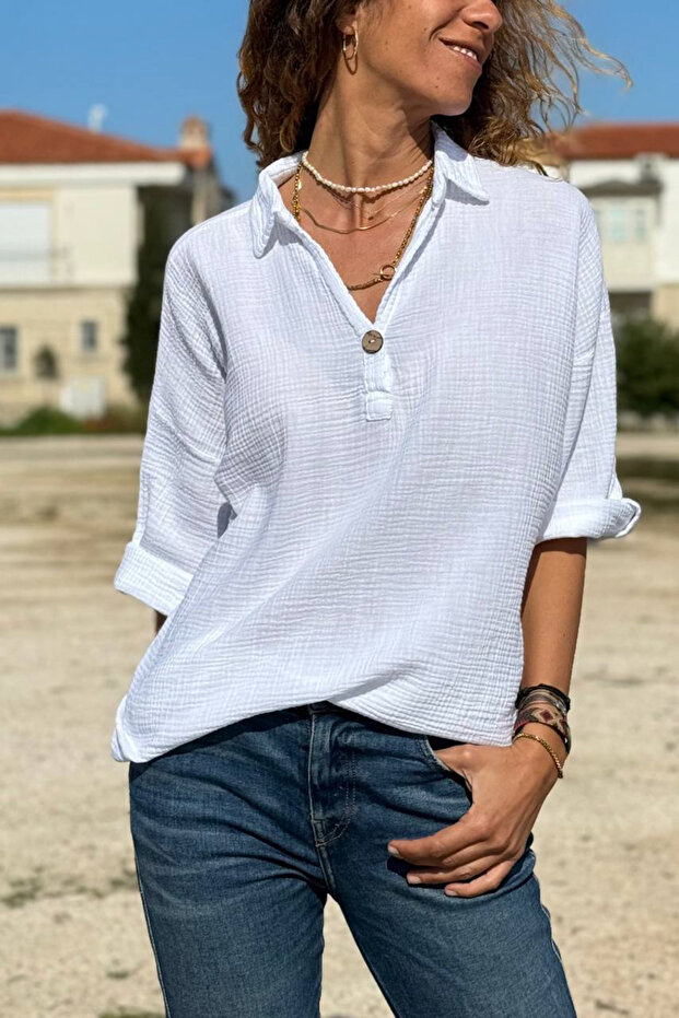 White Half-Patched Ornamented Buttoned Cotton Loose Woven Blouse 65 55