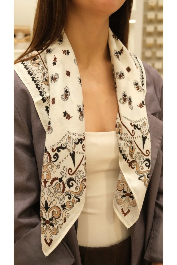 Ethnic Pattern Scarf 70X70Cm