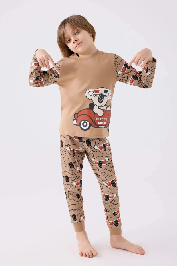 طقم بيجامة بني للأولاد - 1