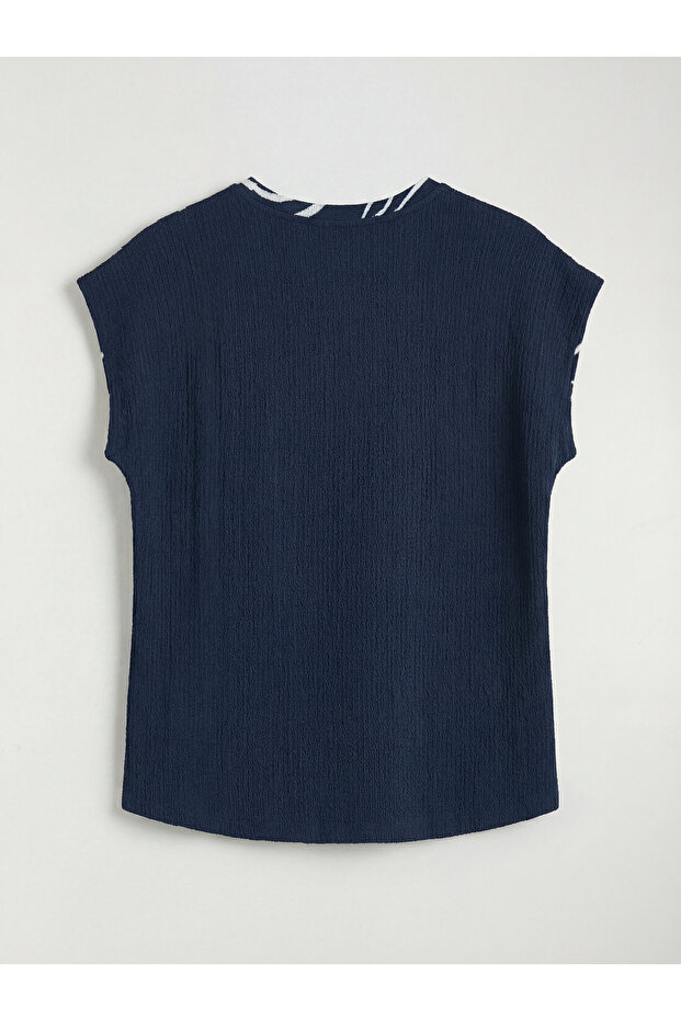 Crew Neck Patterned Blouse - 6