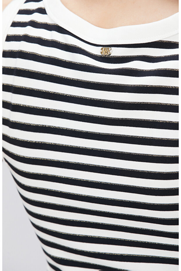 Siyah Beyaz Çizgili Örme Atlet - 6