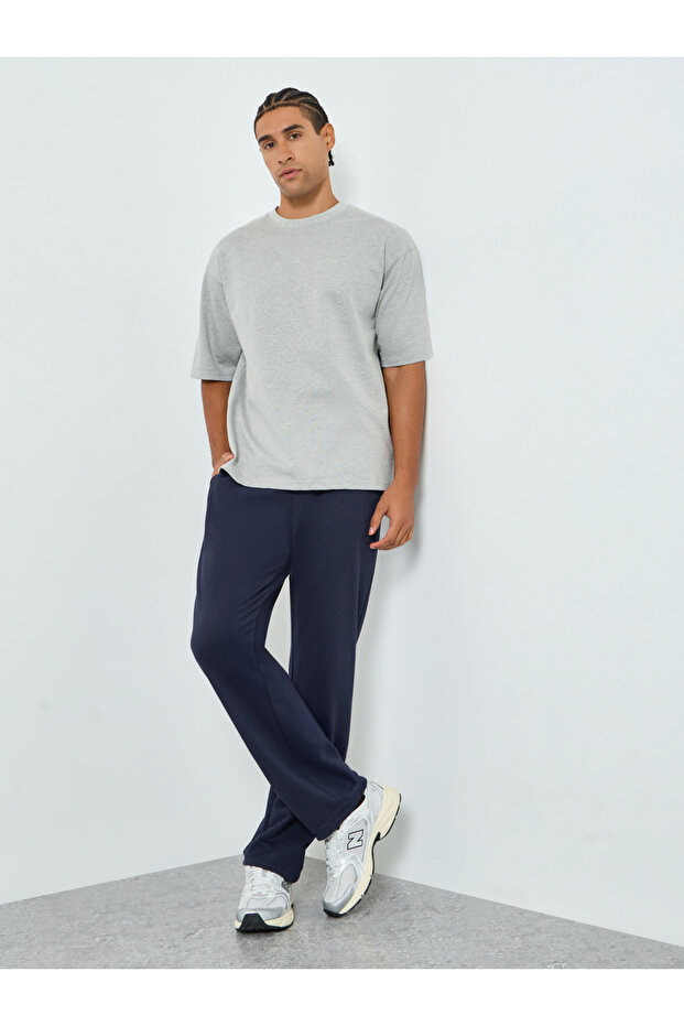بنطال رياضي رجالي أزرق داكن سادة برباط - 2