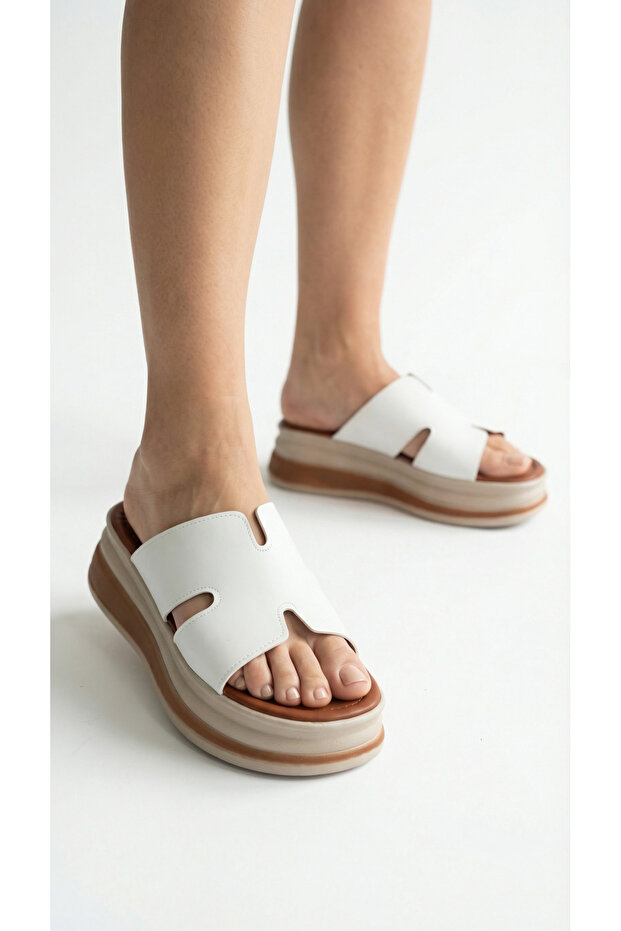 H Cut Detailed Closed High Heeled Comfortable Women's Summer Slippers Sandals