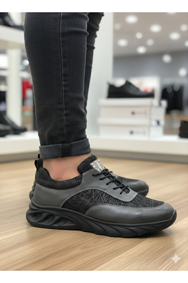 LEATHER SHOES