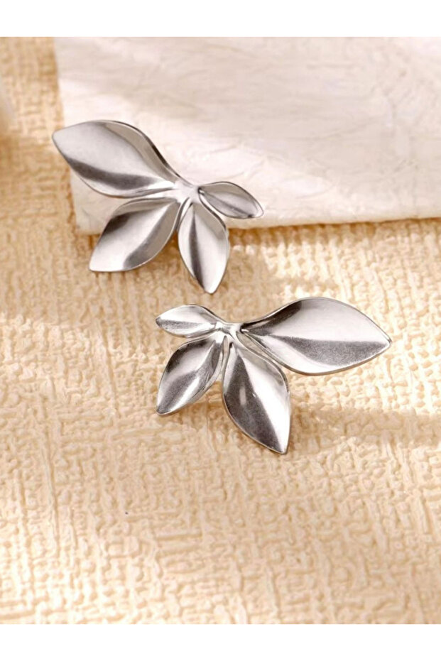 أقراط مرصعة بأوراق الشجر - 4