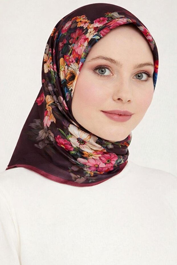 Sport Polyester Twill Scarf -7368797-993 90 X 90 Claret Red-993