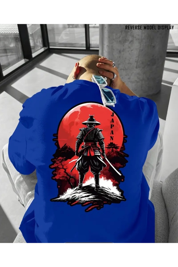 T-Shirt with Samurai Print, Japanese Style, Cotton Fabric, Comfortable Fit, Street Style, Unisex.