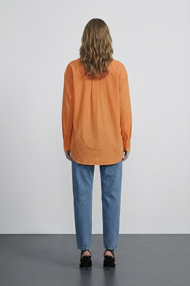 قميص مقلم بأزرار مقاس كبير - 3