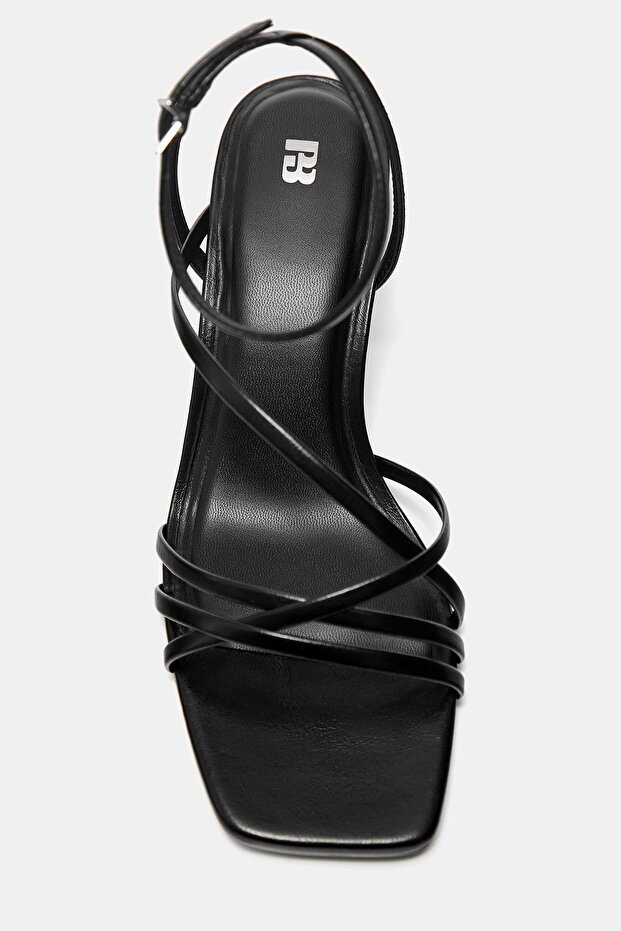 Bantlı topuklu sandalet - 3