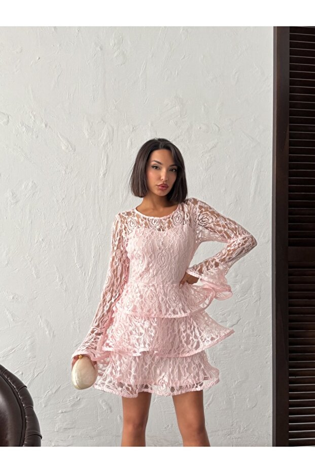 Rochie elegantă brodată cu volane - 2