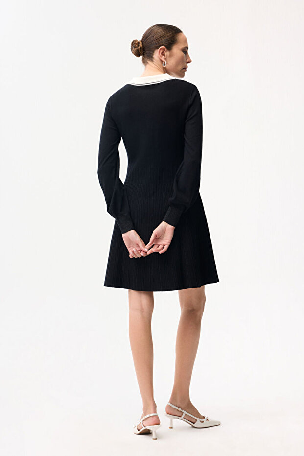 Yaka Detaylı Triko Elbise - 5