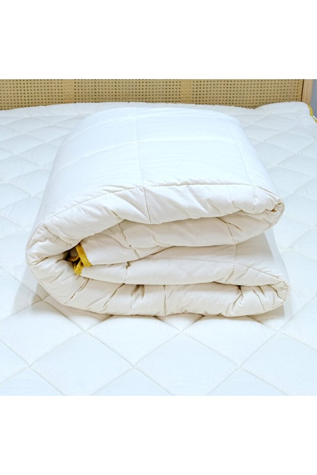 Double Wool Quilt - 1