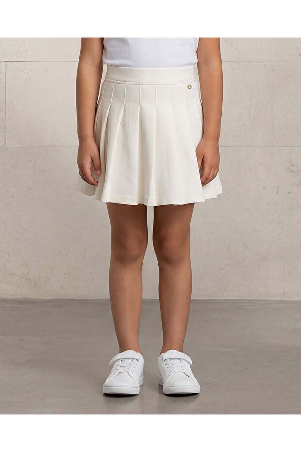 Girls White Pleated Interlock Skirt