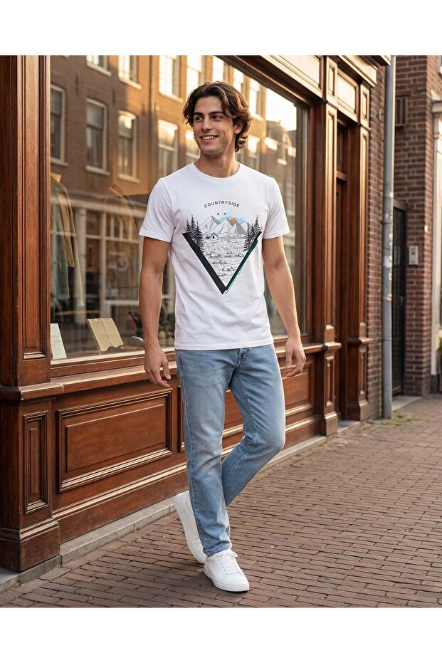 Men White Printed T-Shirt