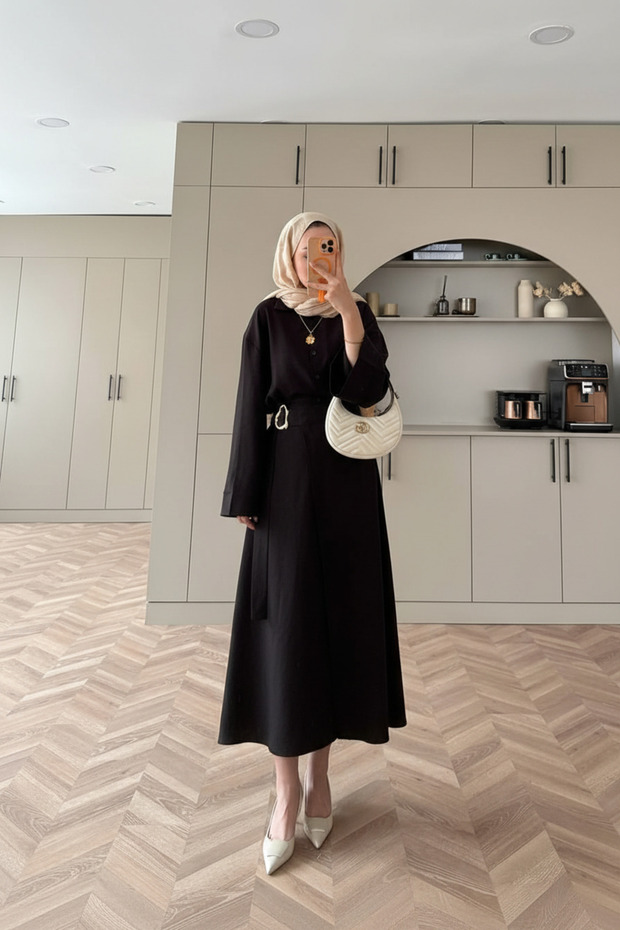 Women's Skirt and Buckled Shirt Sports Set