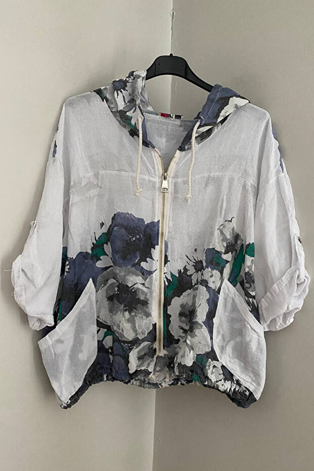 Women's Italian White Ethnic Floral Pattern Hooded Zipper Closure 3/4 Sleeve Short Cap Jacket