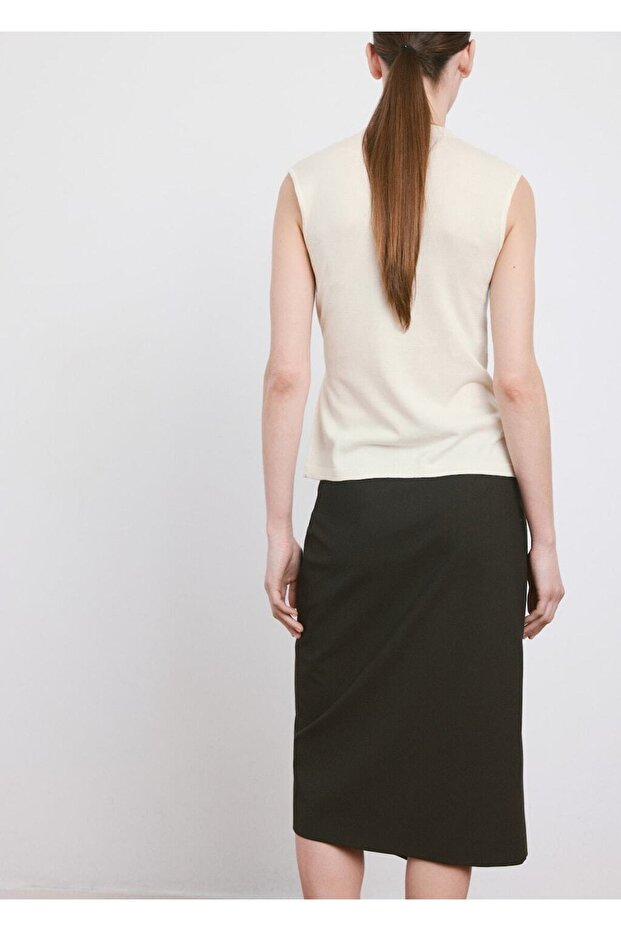 Yanları büzgülü örme bluz - 4