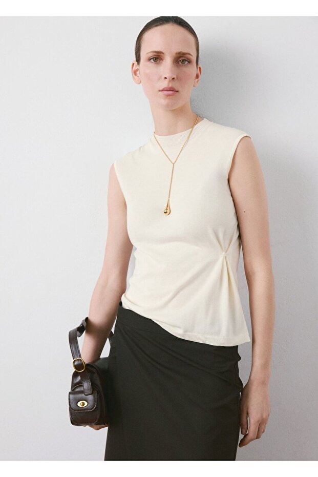 Yanları büzgülü örme bluz - 1