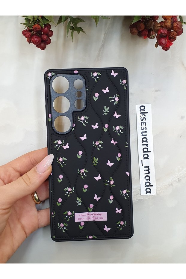 Samsung Galaxy S25 Ultra Compatible Quilted Floral Pattern Puff Case