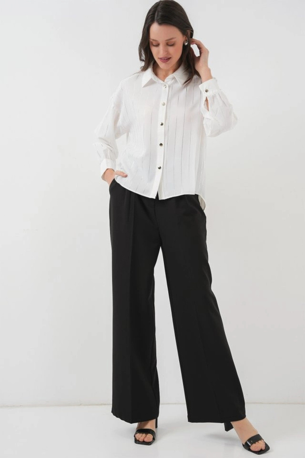 قميص مخطط باللون الأبيض والفضي 5924 - 2