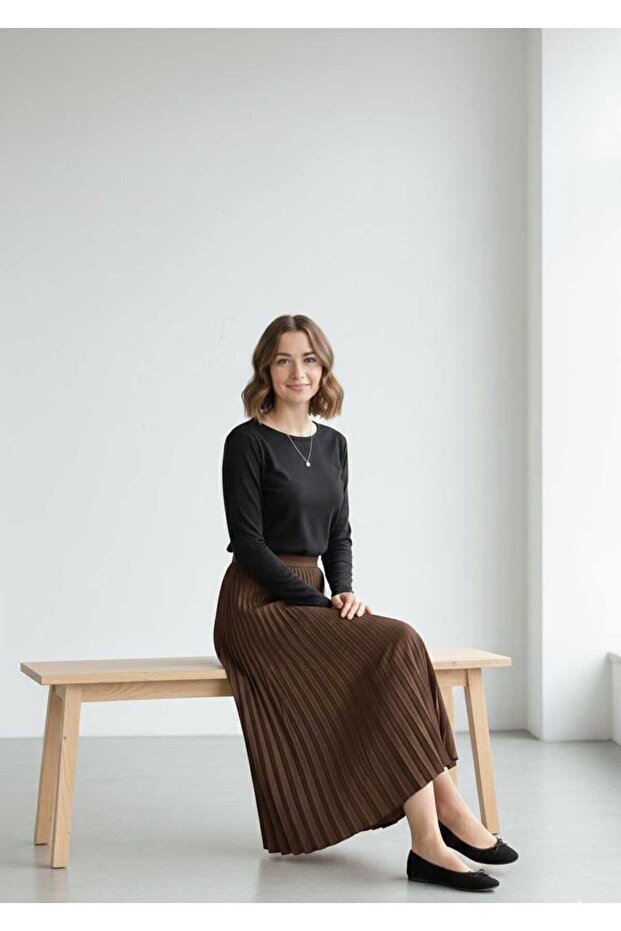 DERİ GÖRÜNÜMLÜ PİLİSELİ ETEK - 1