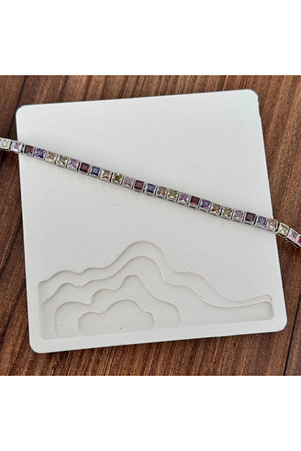Sequential Colorful Stone Model Bracelet