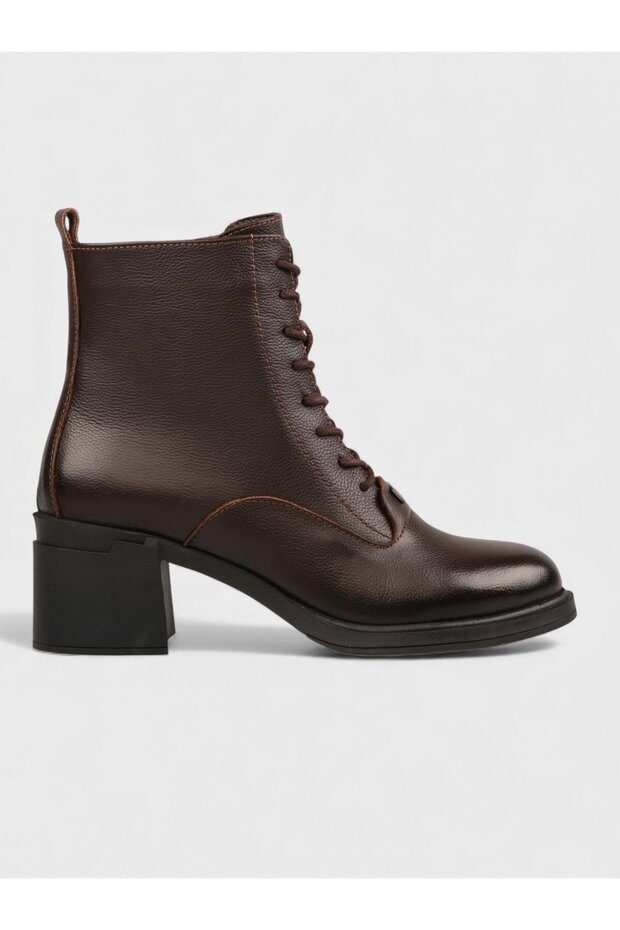 25592 Kadın Bot
