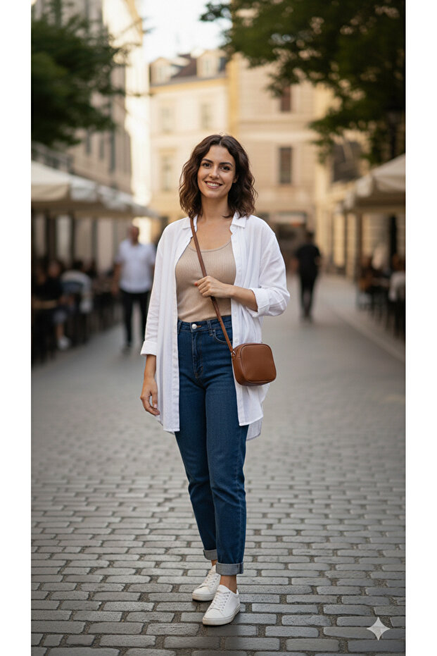 حقيبة كتف مربعة الشكل بتصميم بسيط مع حزام قابل للتعديل - 2