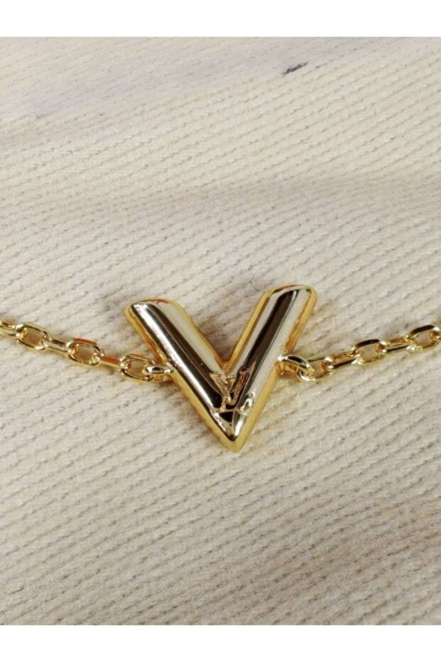 Chain with pendant - 4