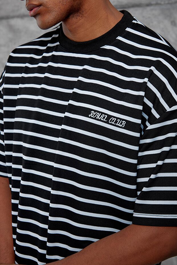 Μαύρο ριγέ μπλουζάκι oversized - 3