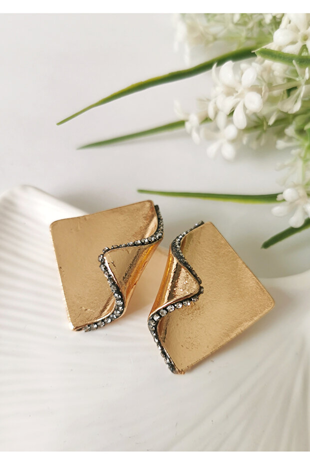 Golden Fold Modern Earrings